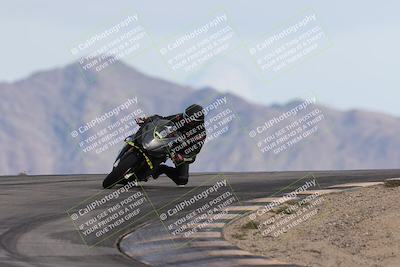 media/Nov-16-2025-Race Pace (Sun) [[8c5fa54630]]/Non Verified Riders (1st 20 Minutes)/6-Turn 12 (2pm)/